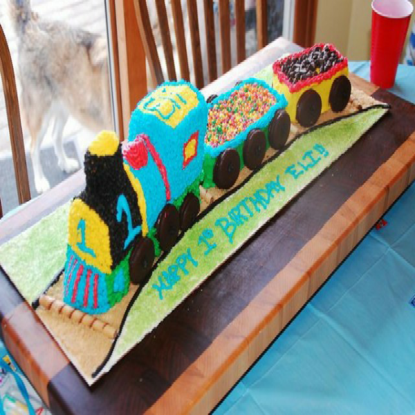 3D train birthday cake, Food & Drinks, Homemade Bakes on Carousell