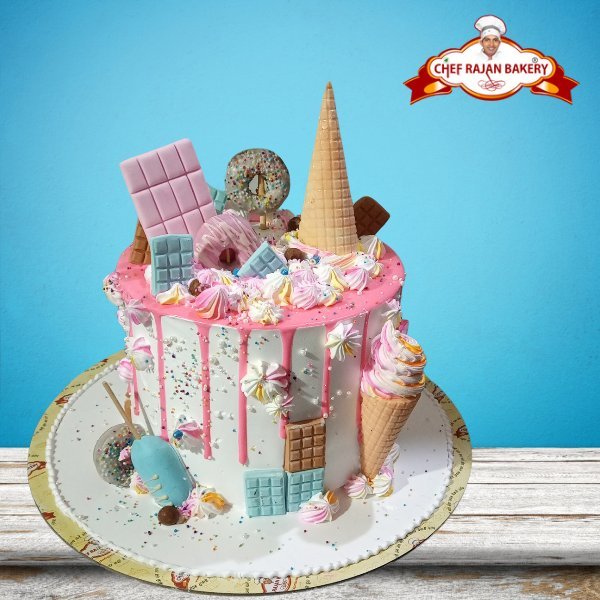 Ice cream cake 1kg, Food & Drinks, Homemade Bakes on Carousell